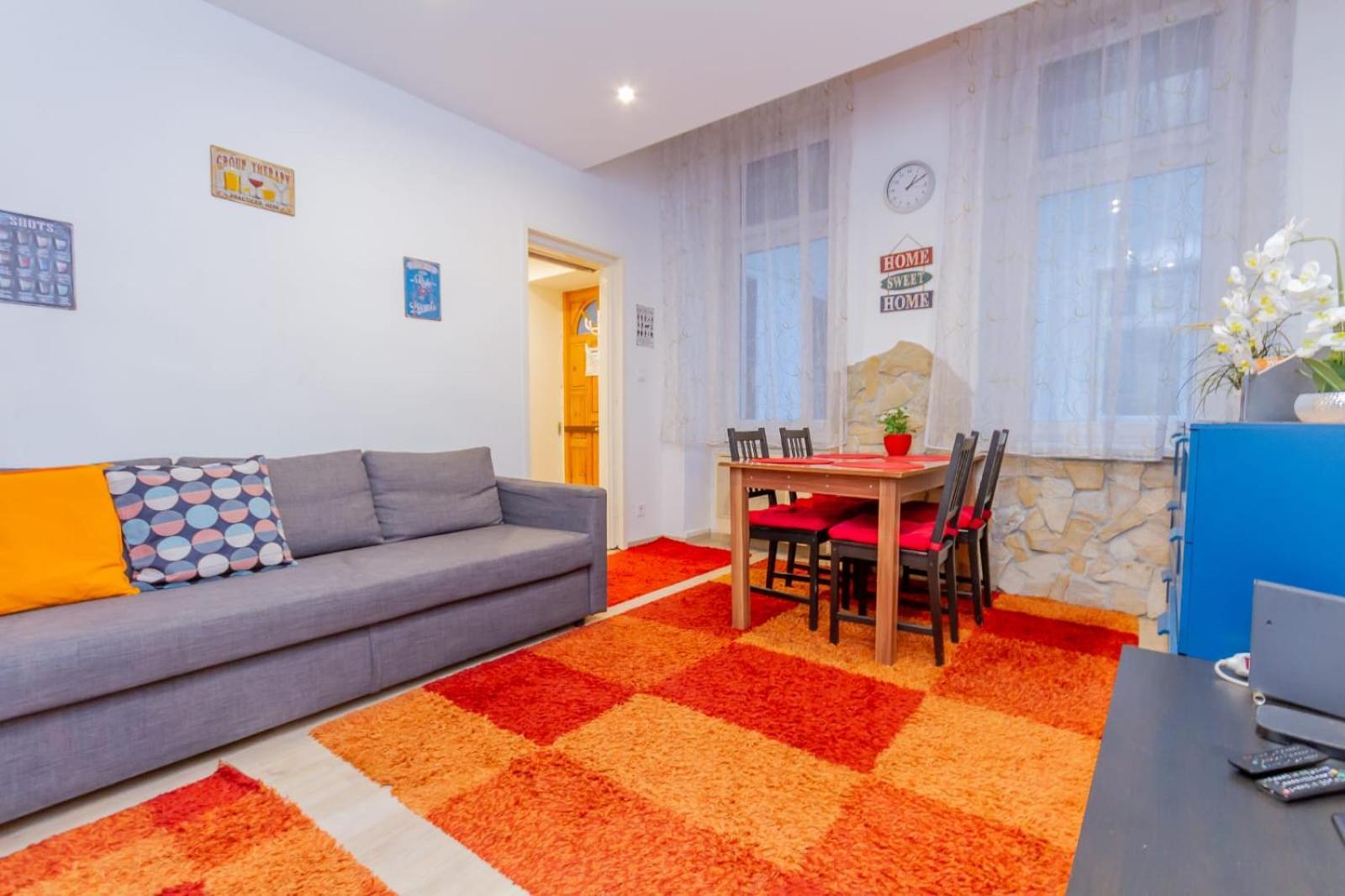 Sera'S Place In My Lovely Budapest Esterno foto